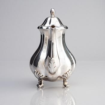 Kaffekanna, rokokostil, silver, svenska importstämplar, 1900-tal.