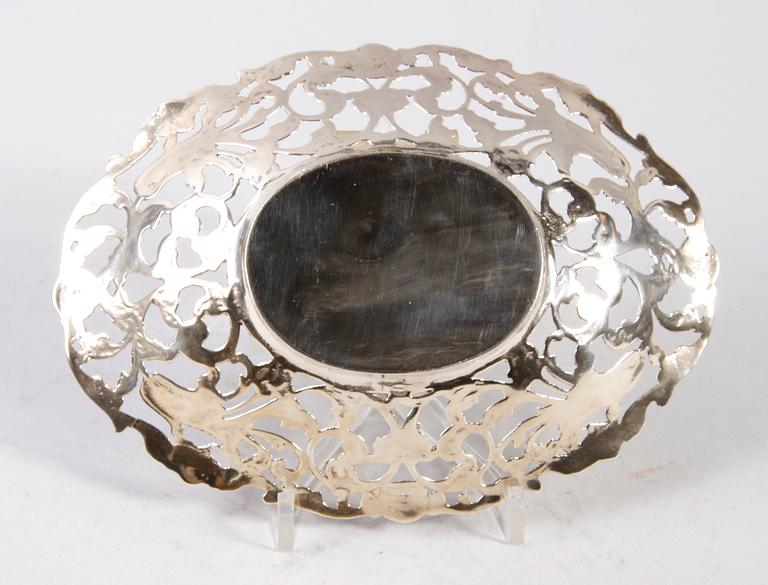 KORG/FAT. Silver. Guldvaruhuset AB, Stockholm 1951.
