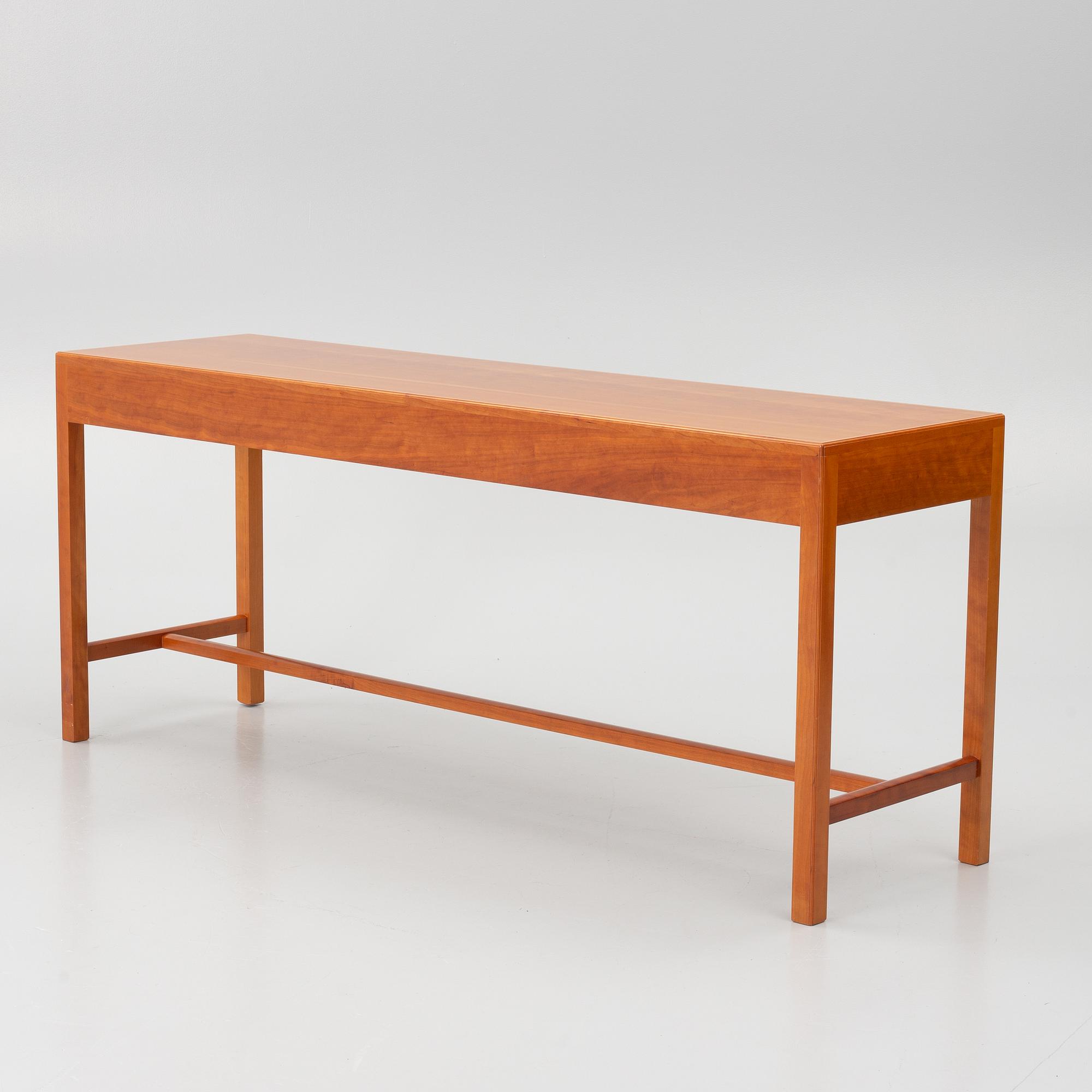 Josef Frank, Sideboard, model 821, Firma Svenskt Tenn, after 1985.