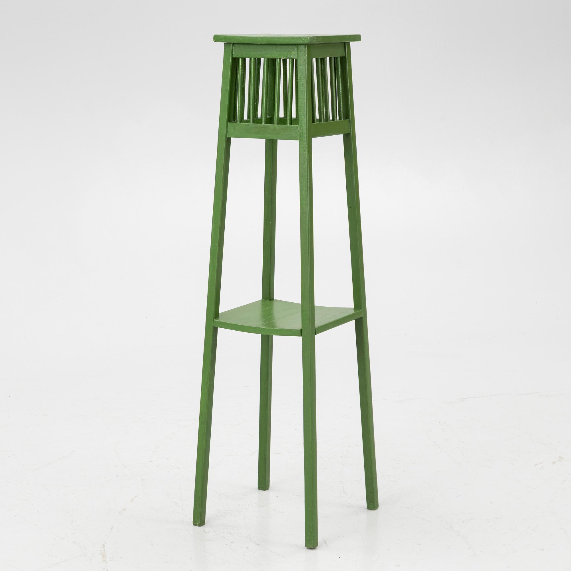 Piedestal, jugend, 1900-talets början.