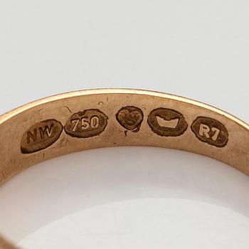 Ring, brilliant cut diamonds, 18K gold, Westerback, Helsinki 1970.