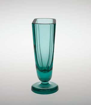 Göran Hongell, A VASE AND A BOWL.