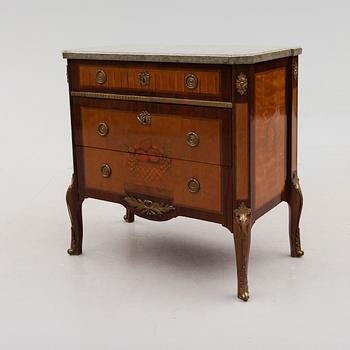 BYRÅ, gustaviansk stil, 1800-talets mitt.