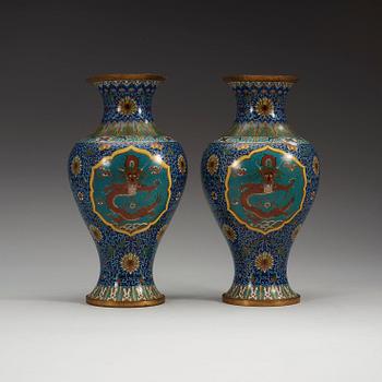 A pair of cloissoné vases, China, early 20th Century.