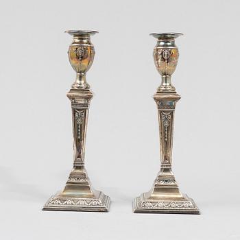Ljusstakar, ett par, silver, stämplade E T London 1894, England.