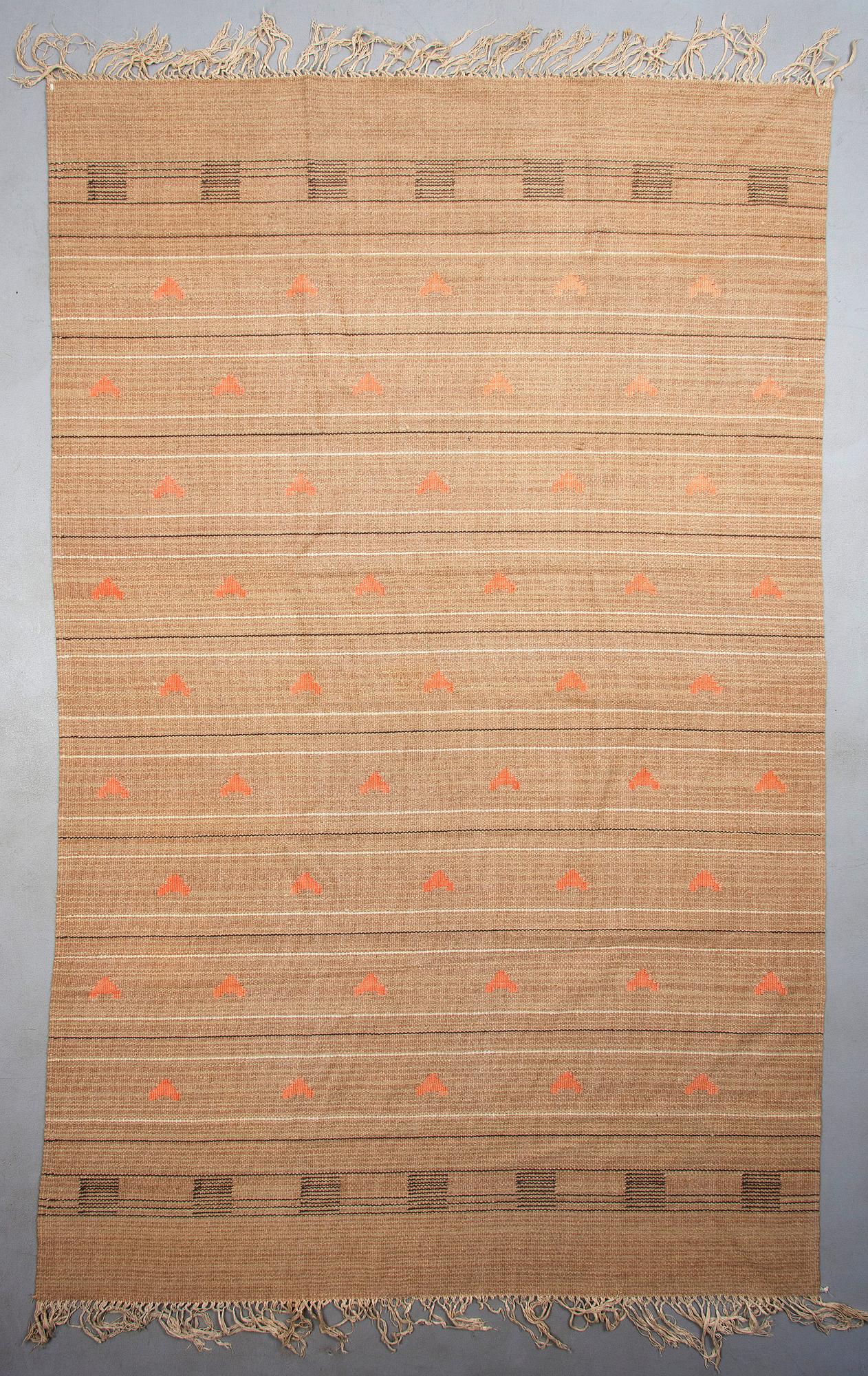 MATTA, Aaltonens Mattväveri, Kiikka, 1930-tal. Ca 292x185 cm.