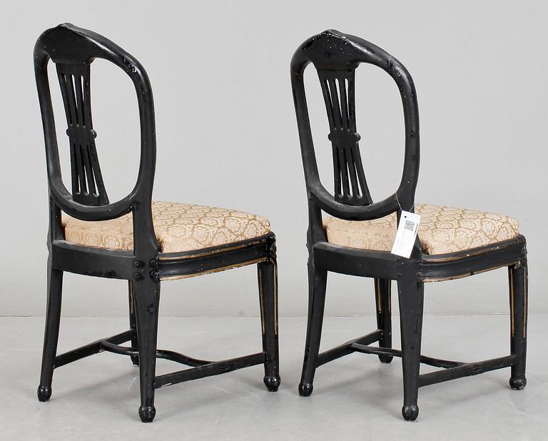 STOLAR, ett par, gustaviansk provinsarbete, 1800-talets första hälft.