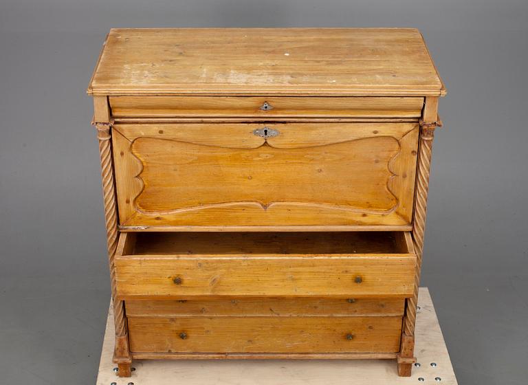 KLAFFBYRÅ, biedermeier, 1800-talets mitt.