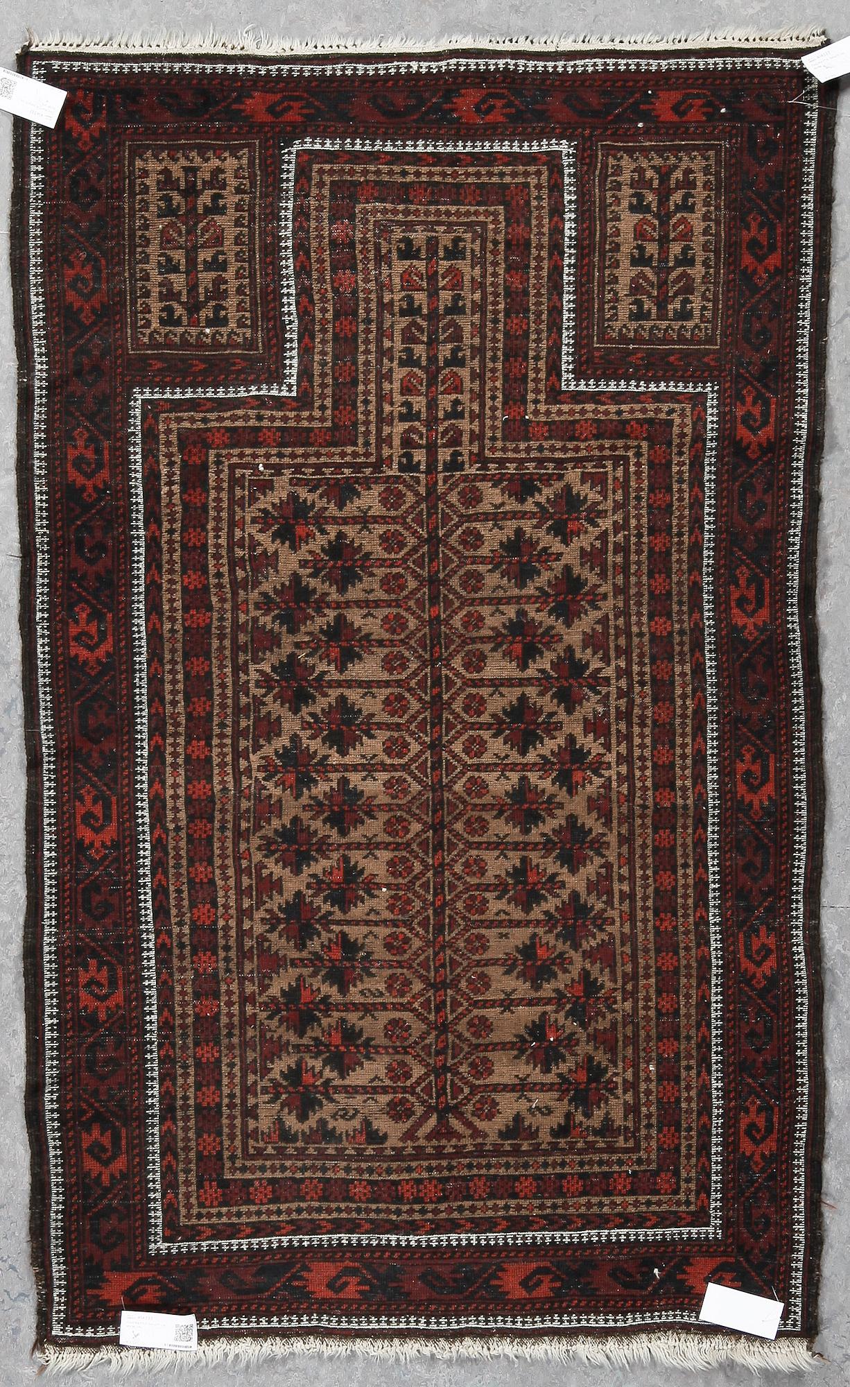 BÖNEMATTA, beluch, ca 158x96 cm.