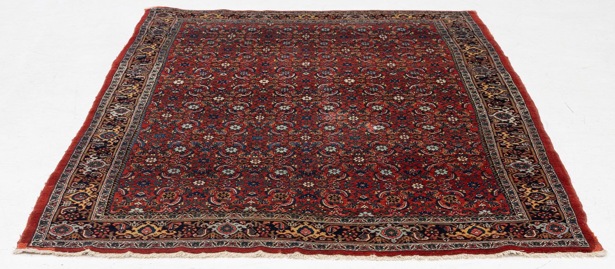 Carpet, oriental, approx. 198 x 138 cm.