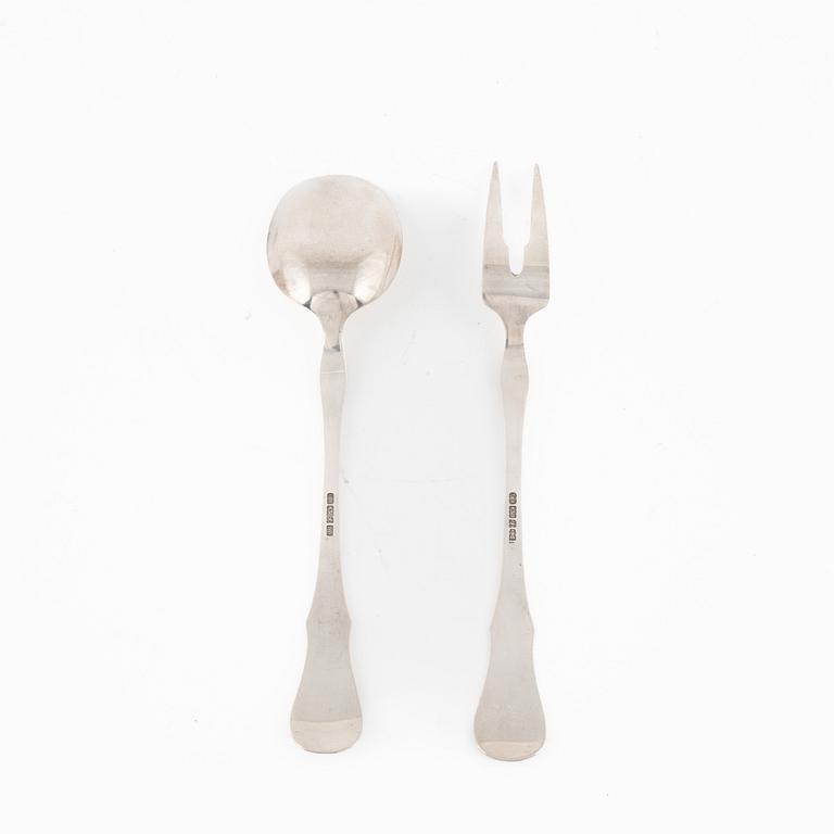 A pair of Norwegian Silver Serving Cutlery, David Andersen, circa 1910-20.