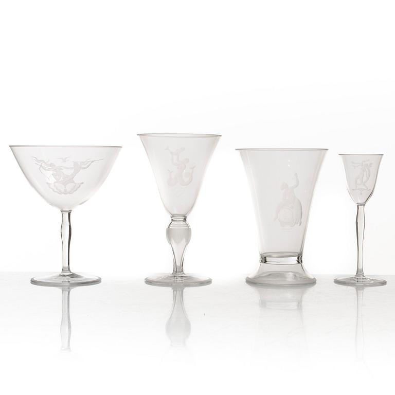 Simon Gate, glasservis, 65 delar, Orrefors, 1926.