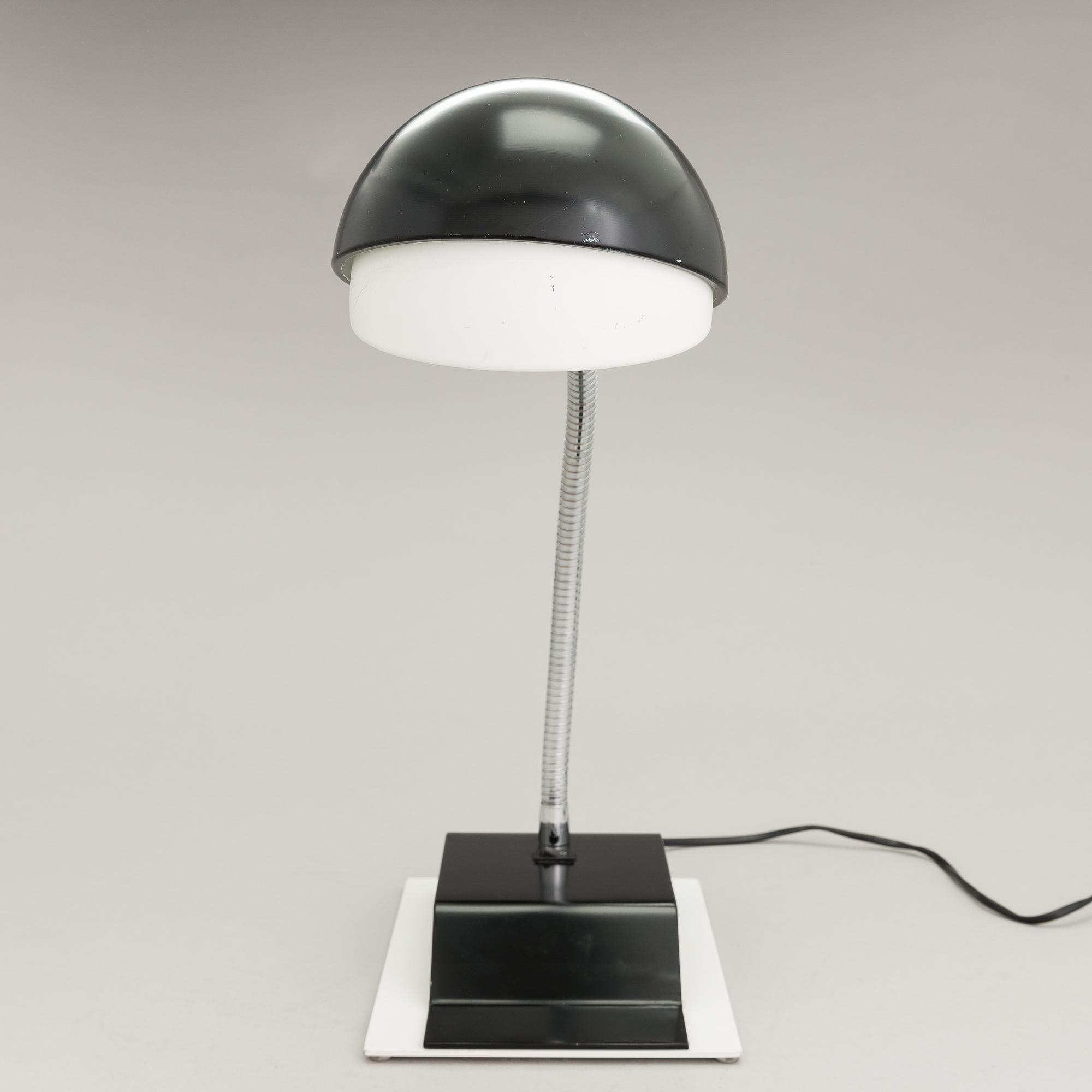 ALVAR AALTO, a late 20th century 'A703' table light for Artek.