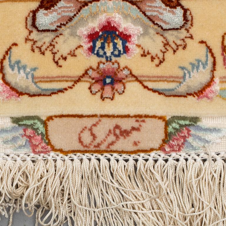 MATTA, Täbris, part silk, ca 350 x 244 cm.