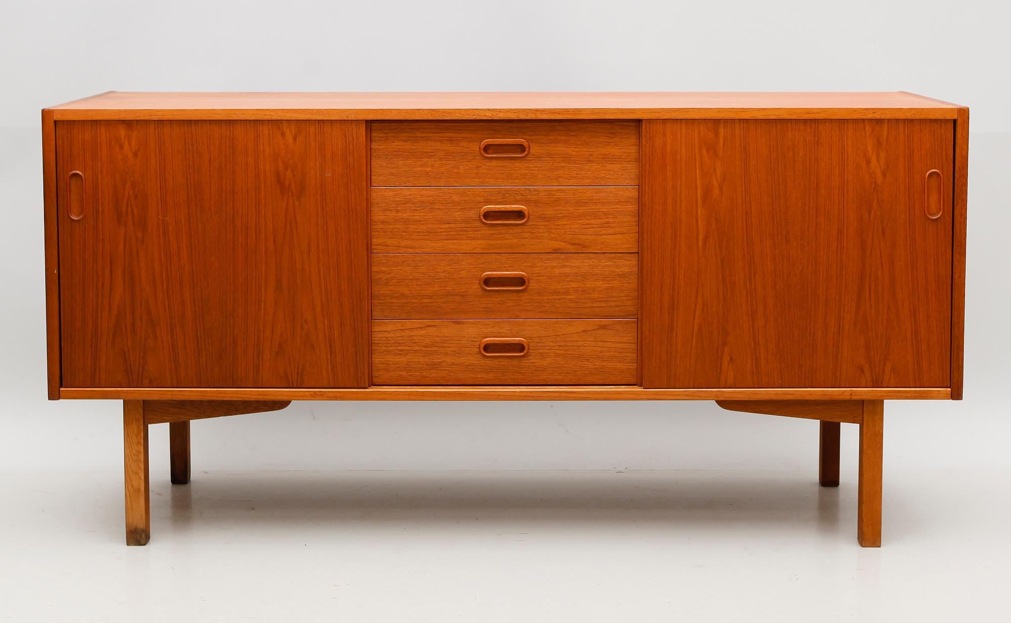 SIDEBOARD, 1900-talets andra hälft.