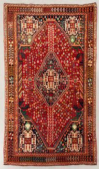 Carpet Shiraz semi-antique approx. 272x170 cm.