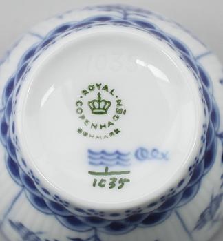 KAFFESERVIS, 31 delar, porslin, "Musselmalet", Royal Copenhagen.