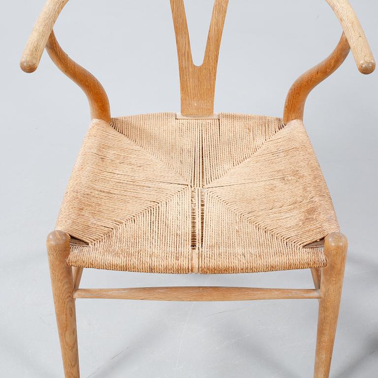 HANS J WEGNER, "Y-stolen", Carl Hansen & Son, Odense, modellen formgiven 1950.