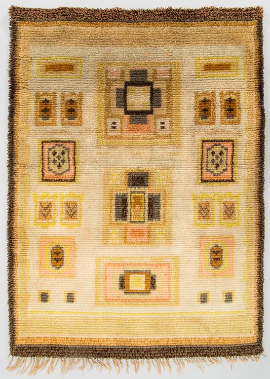 A 1930's Finnish long pile rug. Ca 152x110 cm.