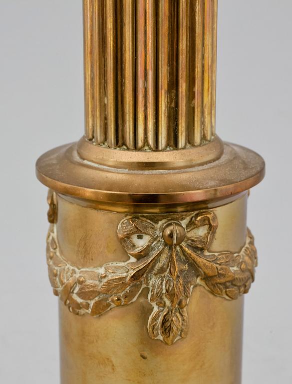 BORDSLAMPA, Skultuna, 1800/1900-tal.