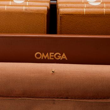 RESVÄSKA, för armbandsur, läder, Omega, 1900-talets mitt.