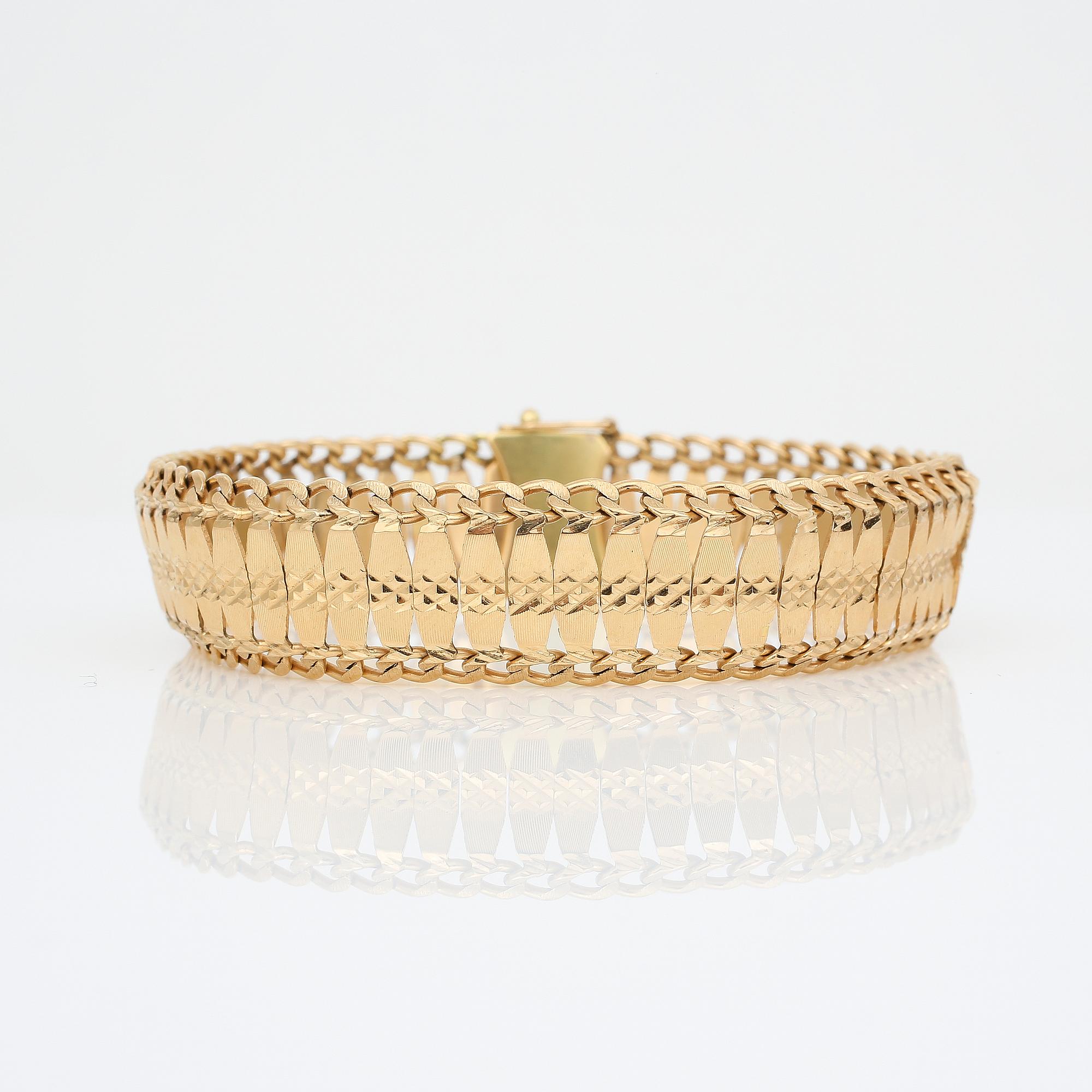 ARMBAND, 18K guld, Spanien, efter 1934. Vikt ca 25 g.