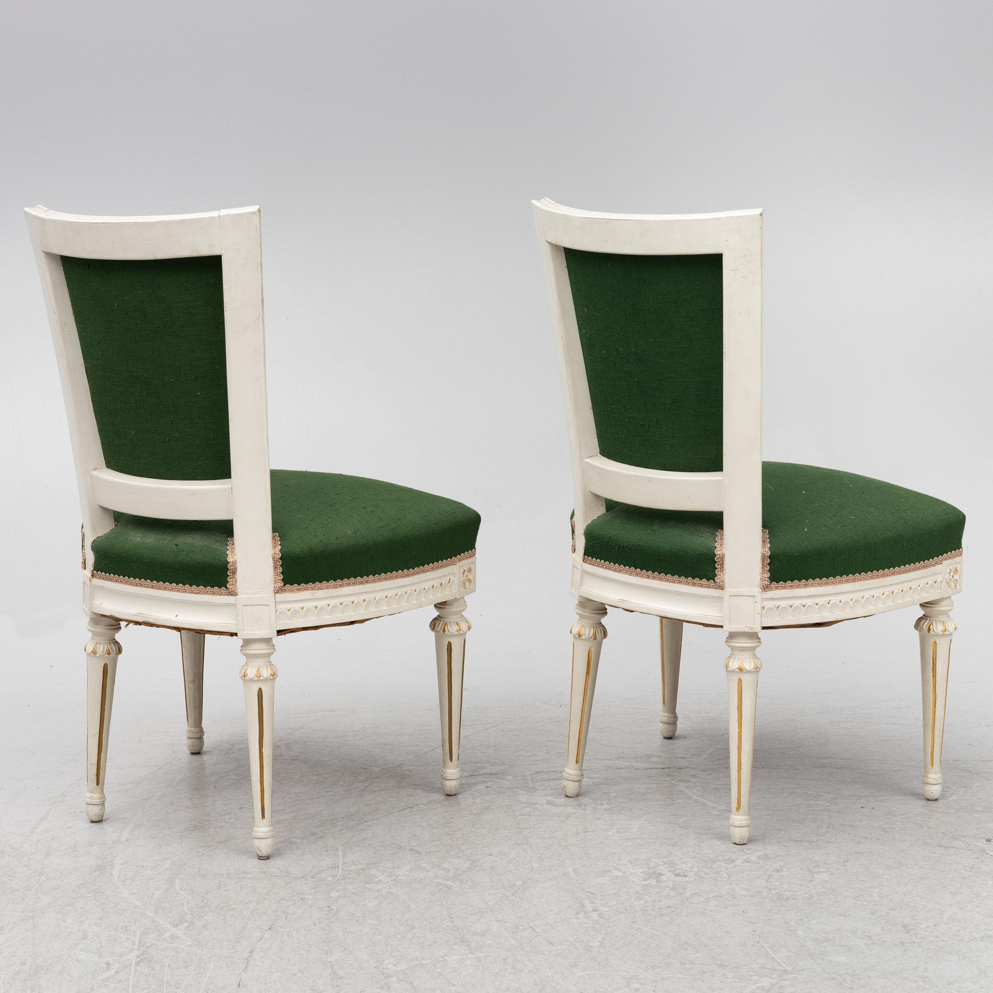 A pair of Gustavian style chairs, 20th century.