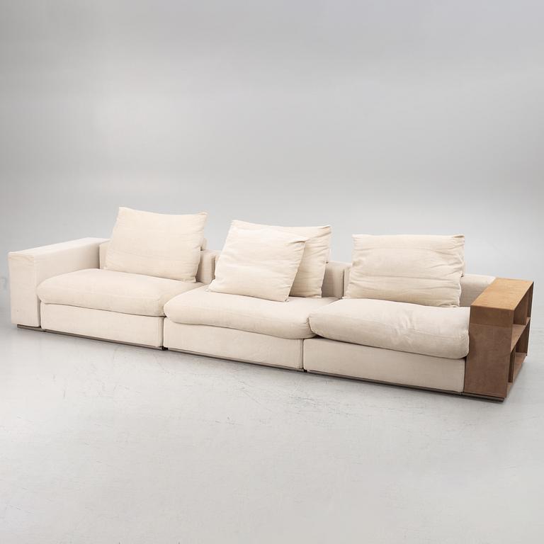 Antonio Citterio, a 'Groundpiece' sofa, Flexform, Italy.