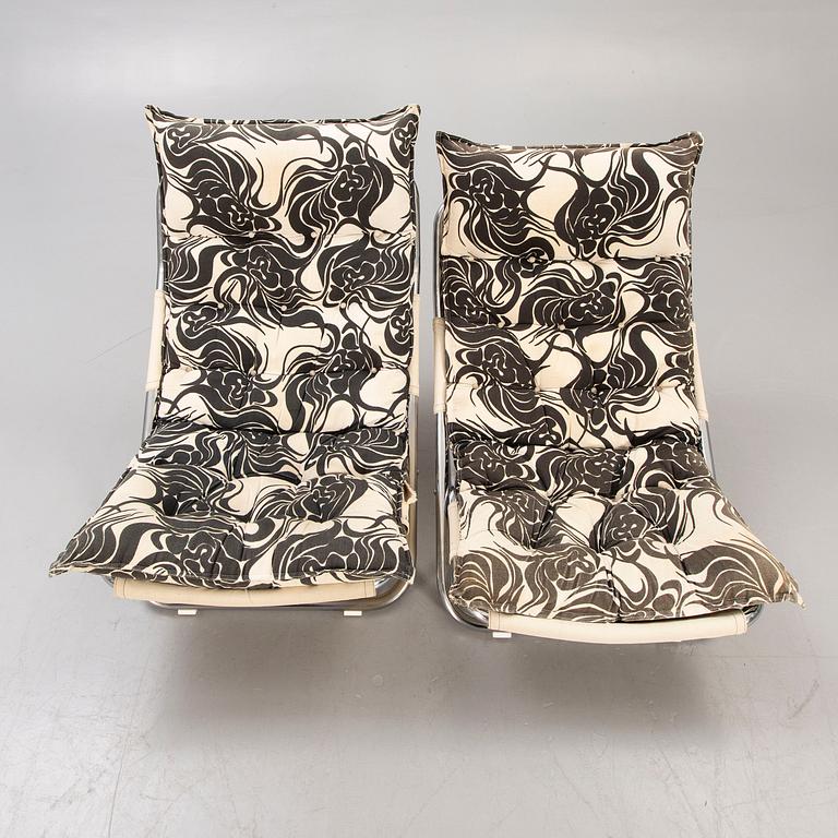 Armchairs, a pair, "Viggen", Värnamo Sängkläder AB, 1970s.