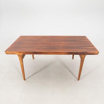 Ib Kofod-Larsen, attributed dining table mid-20th century.