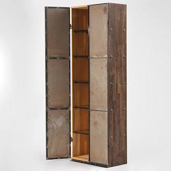 Jonas Bohlin, skåp, "Slottsbacken", ed. 193/200, Källemo, Värnamo, efter 1987.