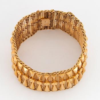 18K gold bracelet, Italy.