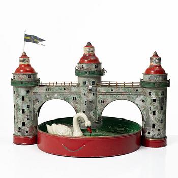 Fleischmann, castle with moat, circa 1910.