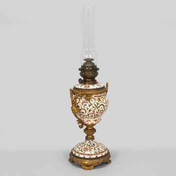 A kerosene tablelamp, Russia. Late 19th century.