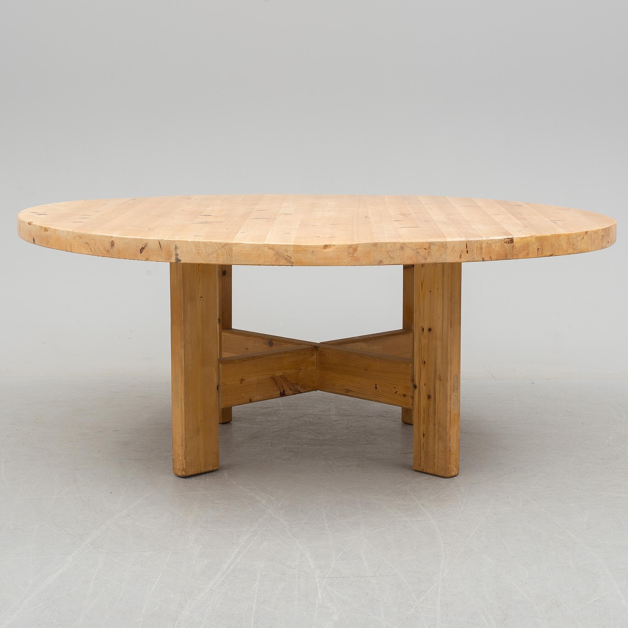 ROLAND WILHELMSSON, matbord, 1900-talets andra hälft.