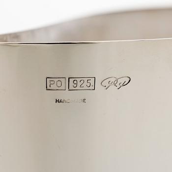 Pekka Piekäinen, vas, sterlingsilver, "Finlandia", Platinoro, Åbo.