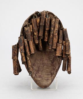 MASK, trol Zaire, 1900-tal.