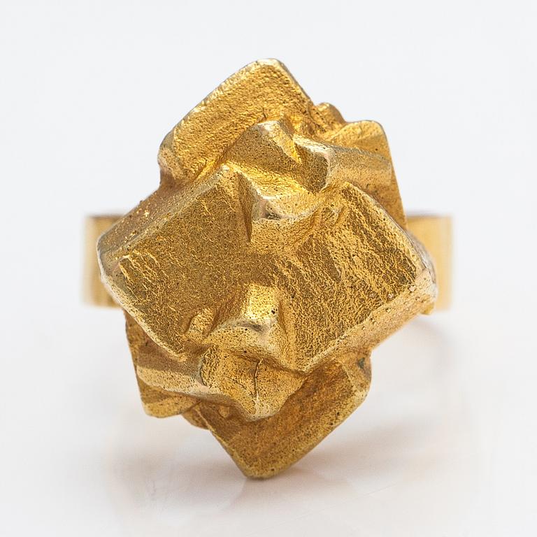 Björn Weckström, Ring "Gyllene pelargon", 14K guld. Lapponia 1965.