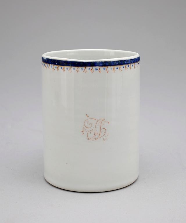 MUGG, porslin, Kina troligen omkring 1800.