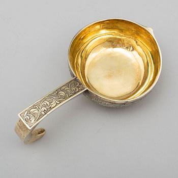 A Russian 19th century silver-gilt charka, mark of Jacob Wiberg, Moscow 1847.