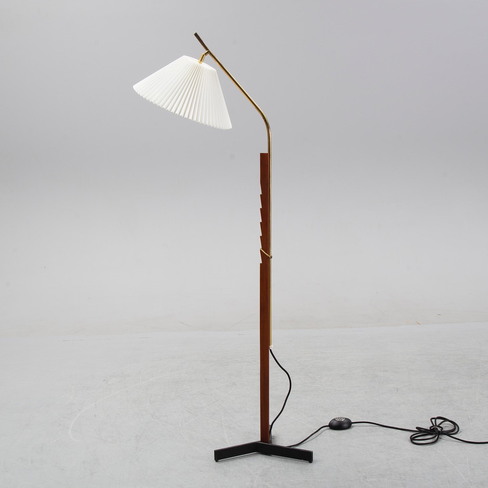 Svend Aage Holm Sørensen, tillskriven, golvlampa, Holm Sørensen & Co Danmark, 1950-tal.