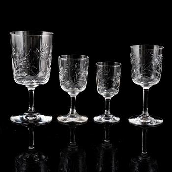 A cut glass service, 20th Century.  (62 pieces).