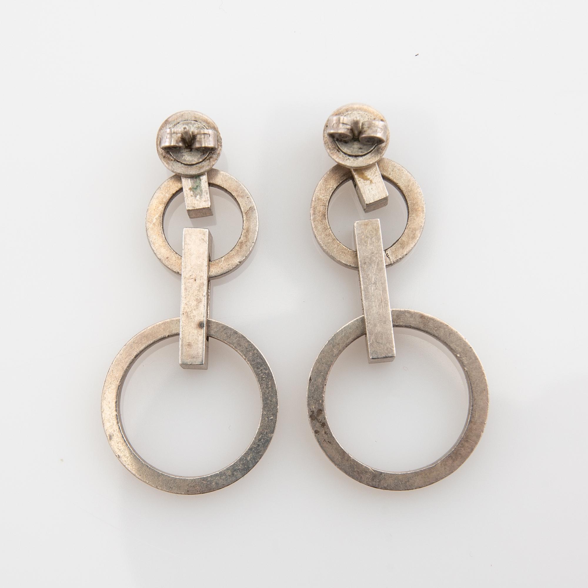 Wiwen Nilsson, Earrings a pair of sterling silver Lund 1964.