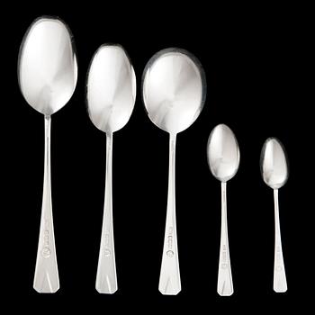 FLATWARE SET, 134 PIECES, sterling silver. England, Sheffield 1953. Silver weight c. 4100 g.