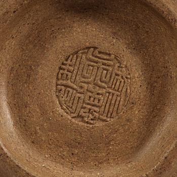 A pair of Chinese ceramic teacups, early 20th Century.