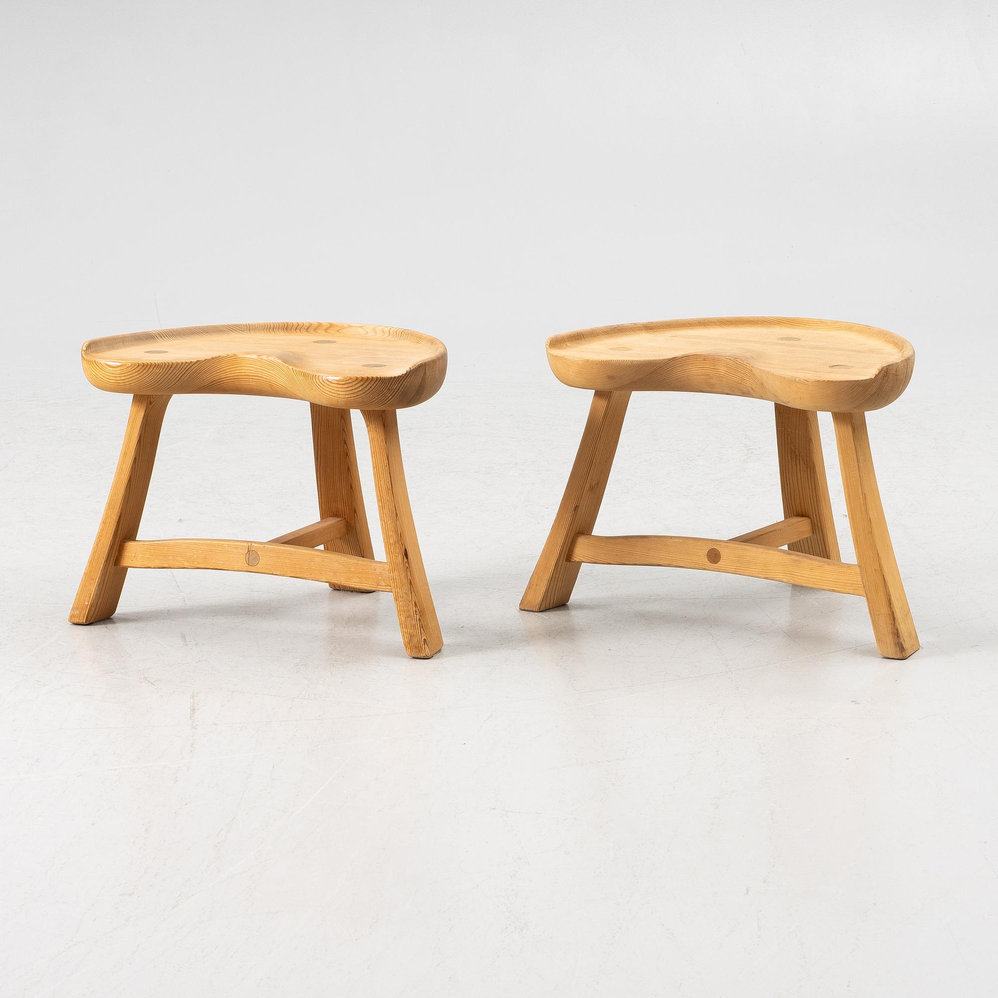 Krogenaes Mobler, pallar, ett par, Norge, 1900-talets mitt.