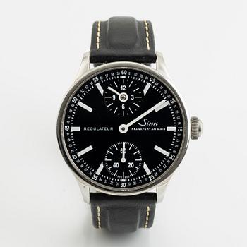 Sinn, Regulateur Technik, armbandsur, 44 mm.