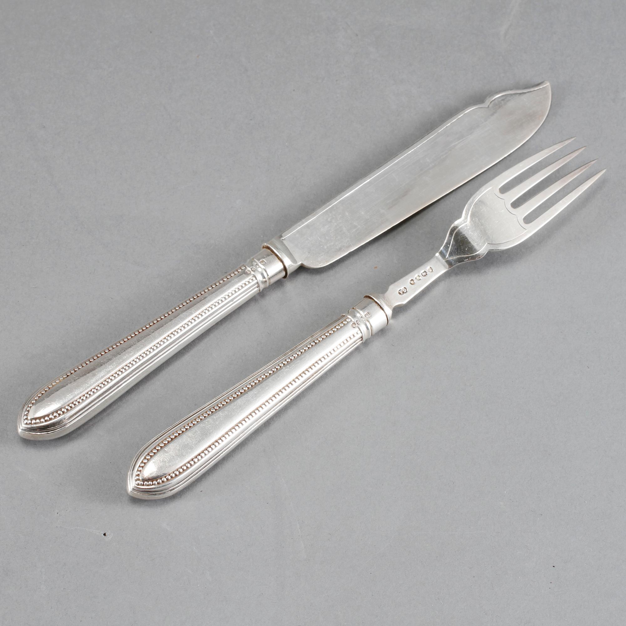 FISKBESTICK, 24 delar, silver, London, 1879, vikt 1500 gram.