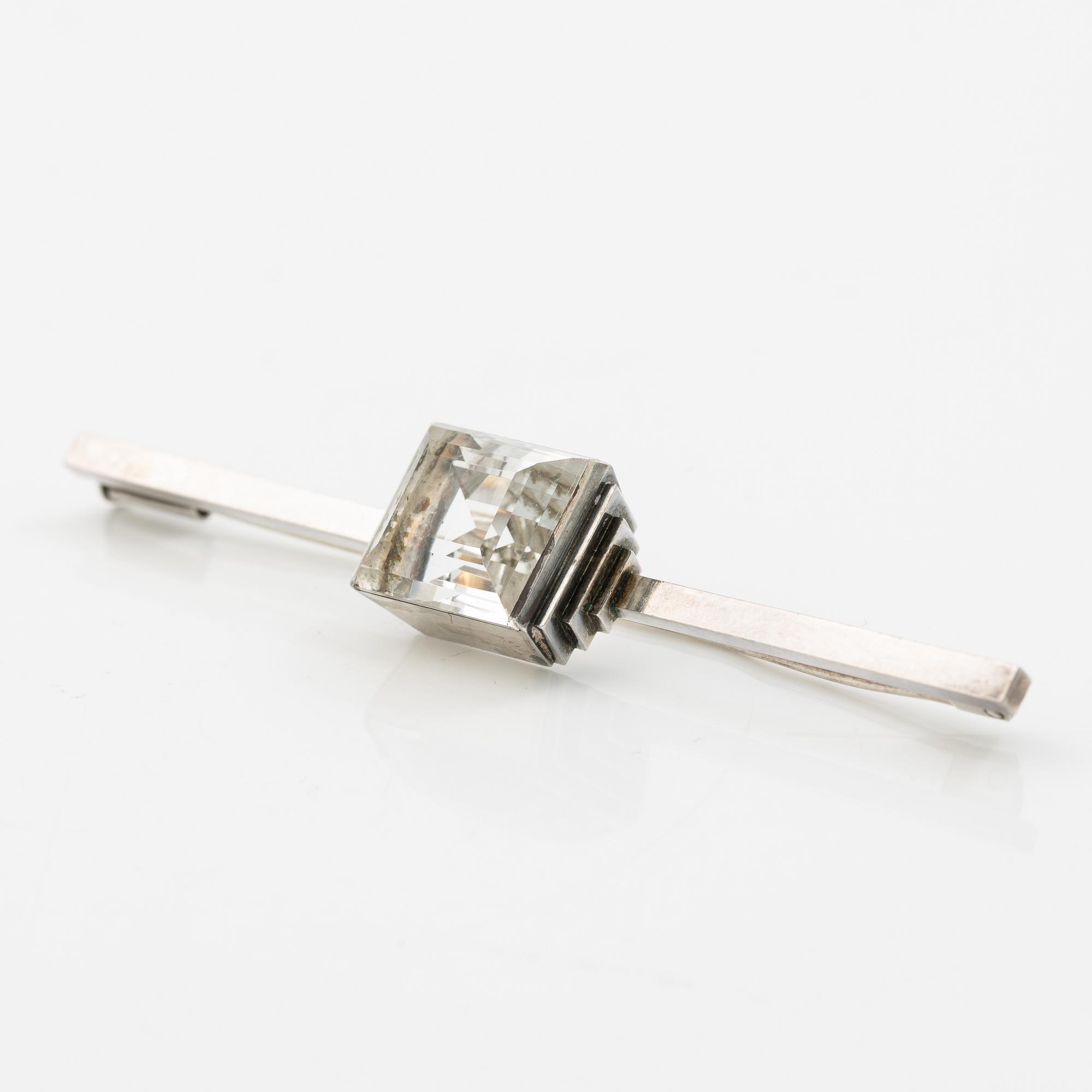 Wiwen Nilsson, Brooch, sterling silver with faceted rock crystal, Lund 1946.