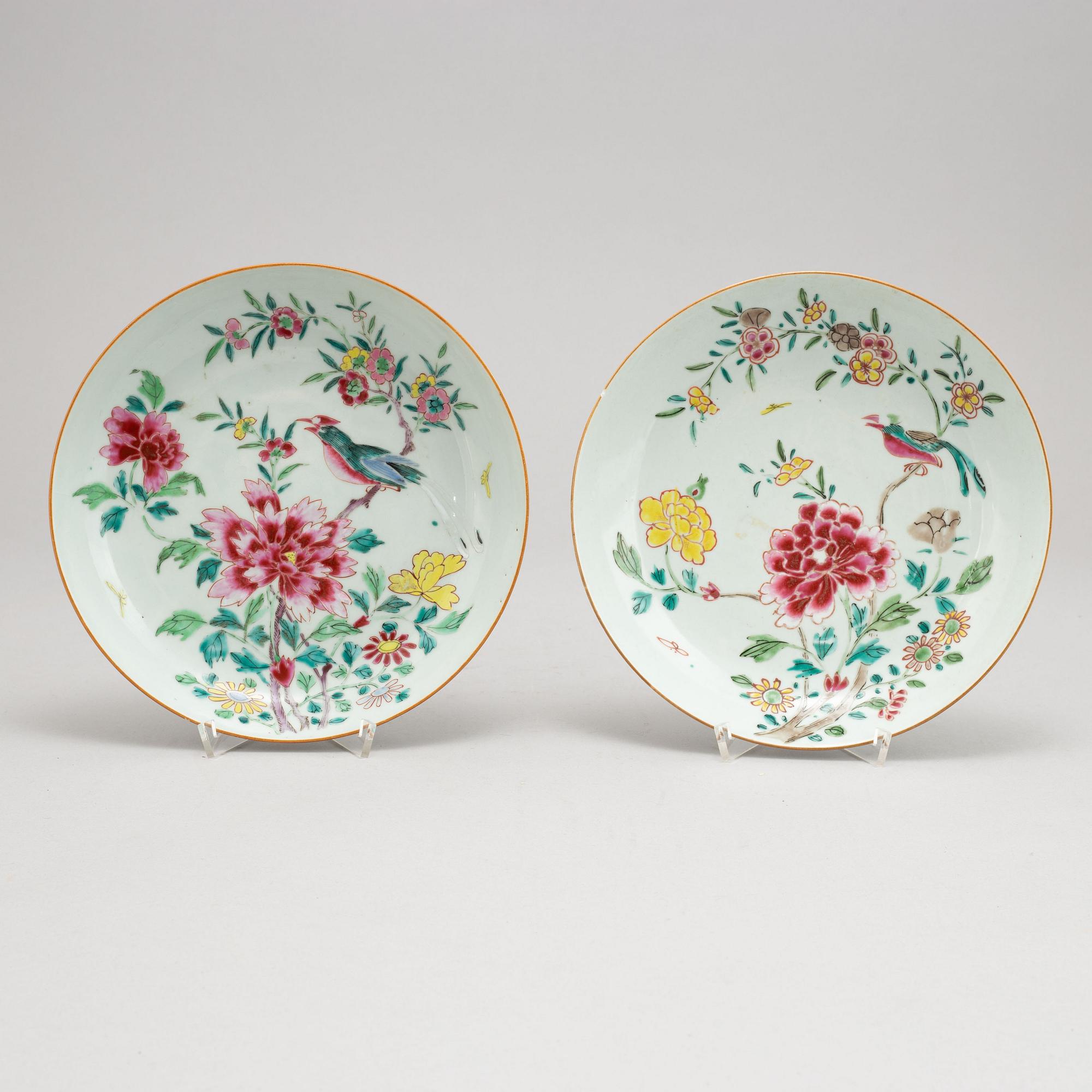 A pair of famille rose dishes, Qing dynasty, 18th Century.
